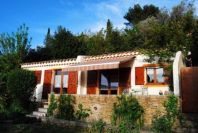 Maison d'une chambre avec jardin clos et wifi a Ceyreste a 5 km de la plage